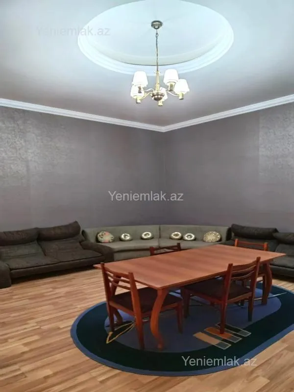 Satılır 2 otaqlı köhnə tikili 60 m²