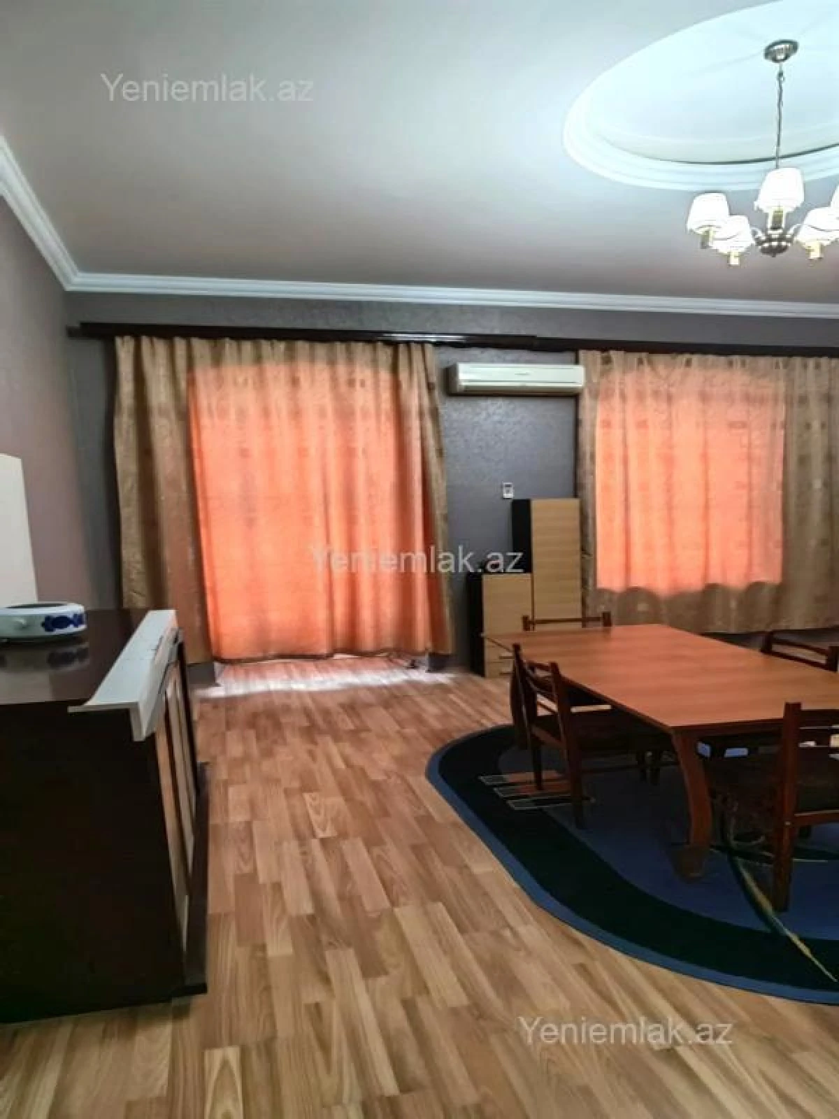 Satılır 2 otaqlı köhnə tikili 60 m²