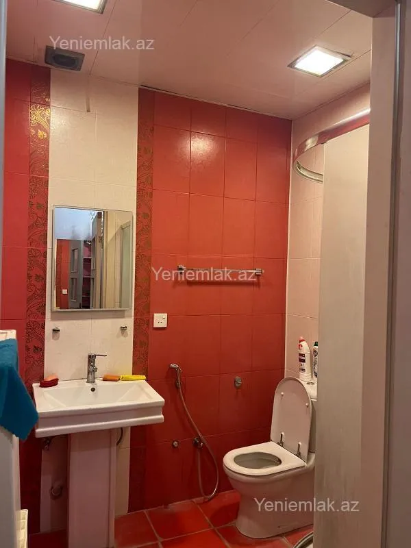 Satılır 2 otaqlı yeni tikili 56 m²