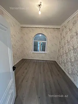 Satılır 6 otaqlı həyət evi 200 m²