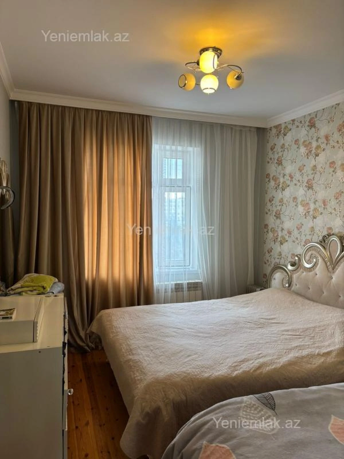 Satılır 2 otaqlı köhnə tikili 60 m²