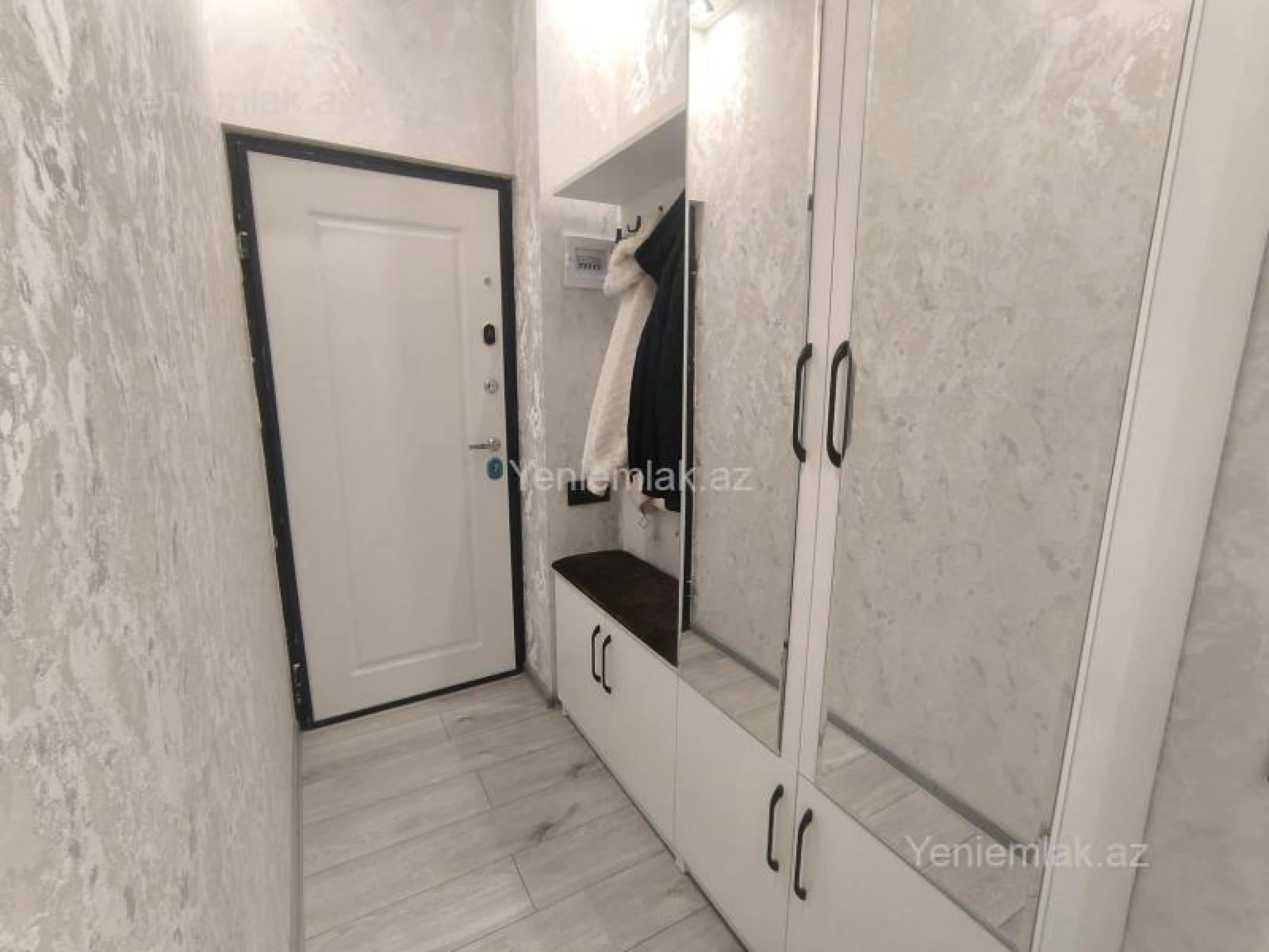 Satılır 2 otaqlı köhnə tikili 47 m²