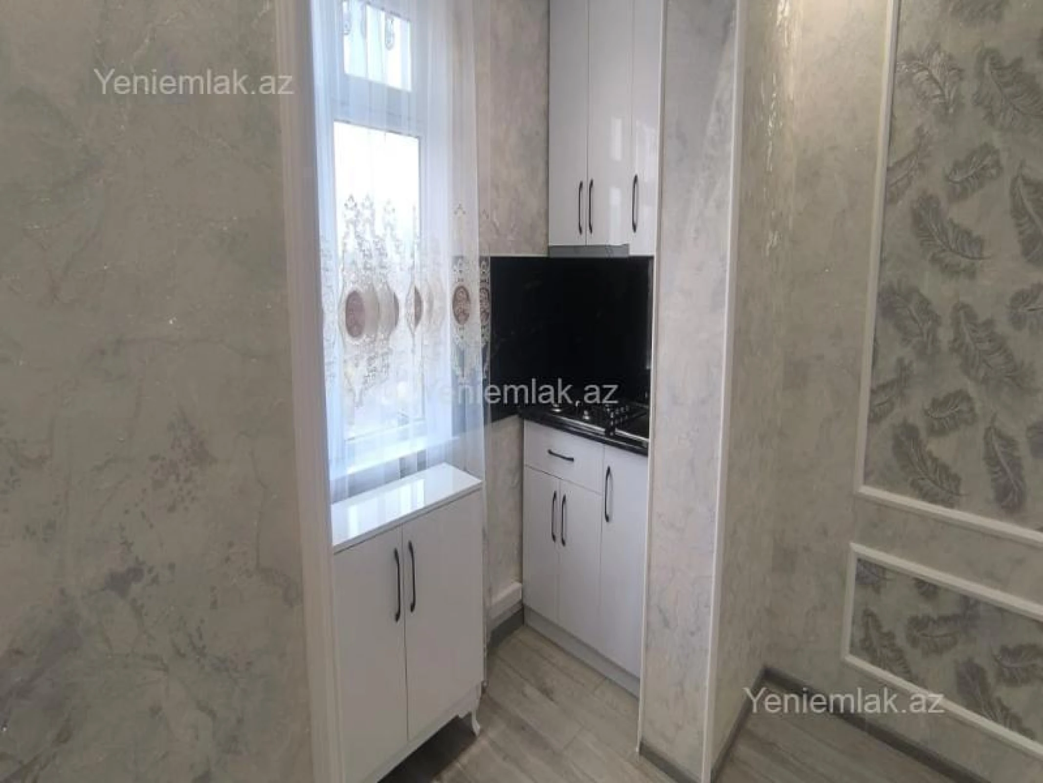Satılır 2 otaqlı köhnə tikili 47 m²