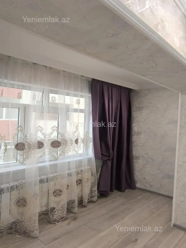 Satılır 2 otaqlı köhnə tikili 47 m²