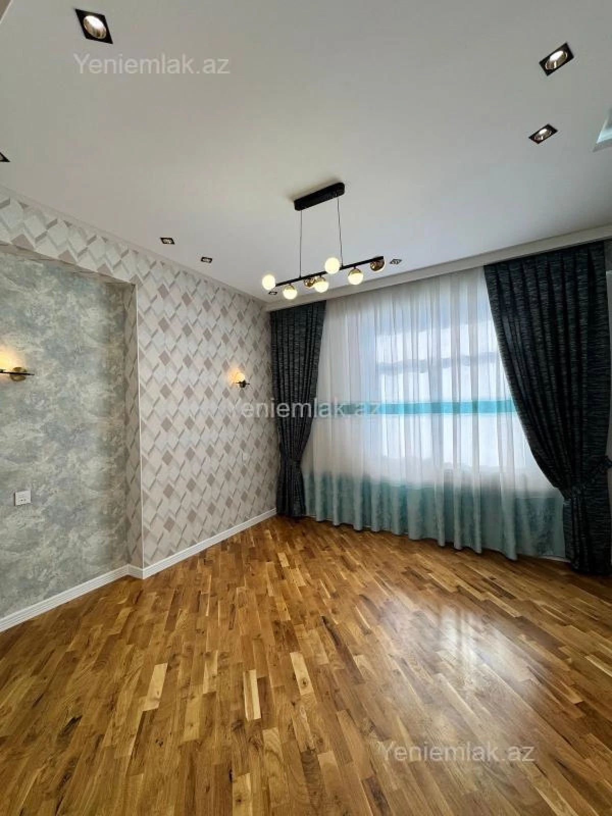Satılır 3 otaqlı yeni tikili 115 m²