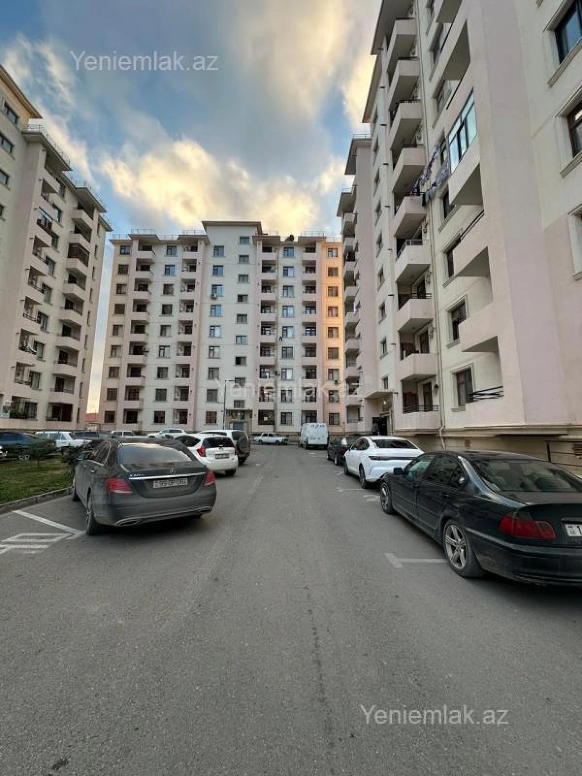 Satılır 4 otaqlı yeni tikili 108 m²