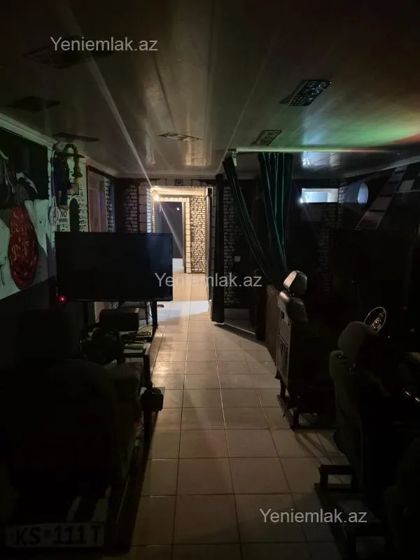 Satılır 7 otaqlı obyekt 200 m²