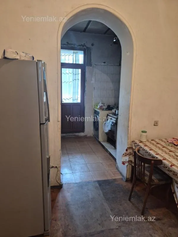 Satılır 7 otaqlı obyekt 200 m²