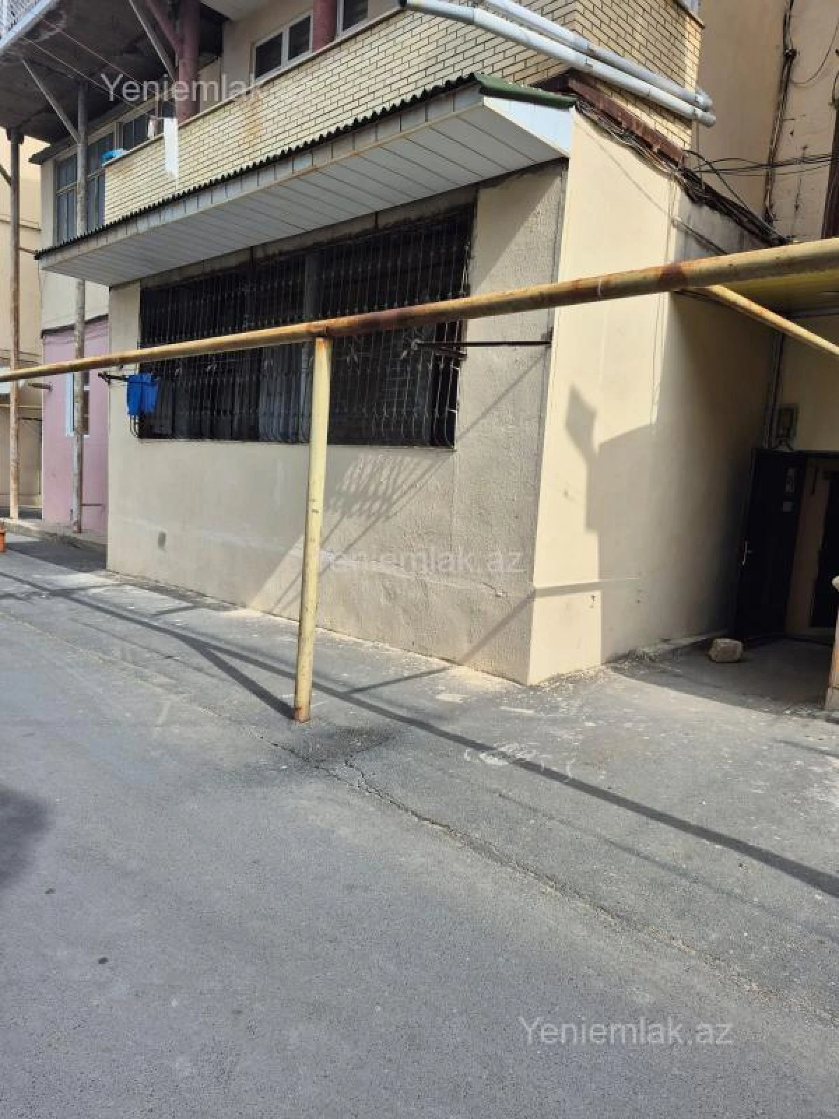 Satılır 7 otaqlı obyekt 200 m²