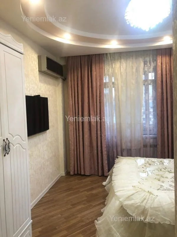 Satılır 5 otaqlı yeni tikili 170 m²