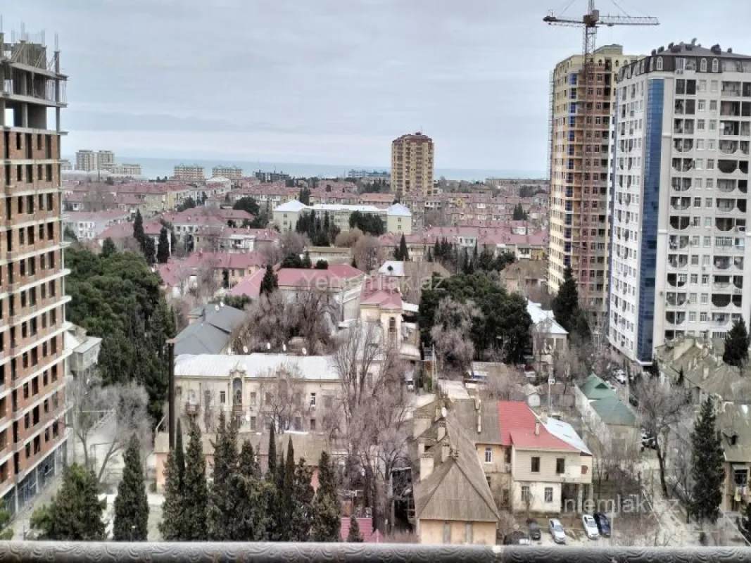 Satılır 3 otaqlı yeni tikili 142 m²