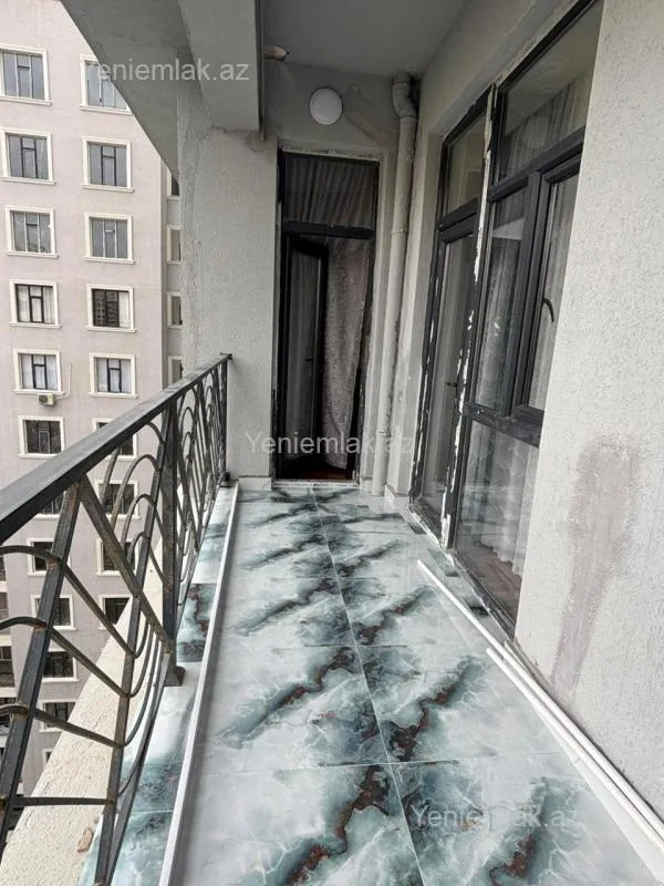 Satılır 3 otaqlı yeni tikili 80 m²