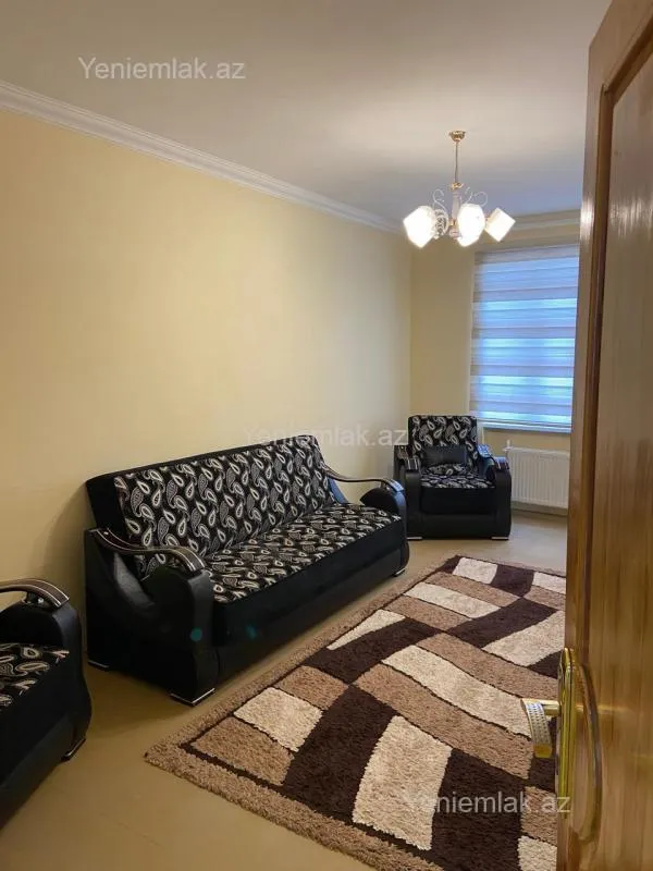Satılır 2 otaqlı köhnə tikili 65 m²