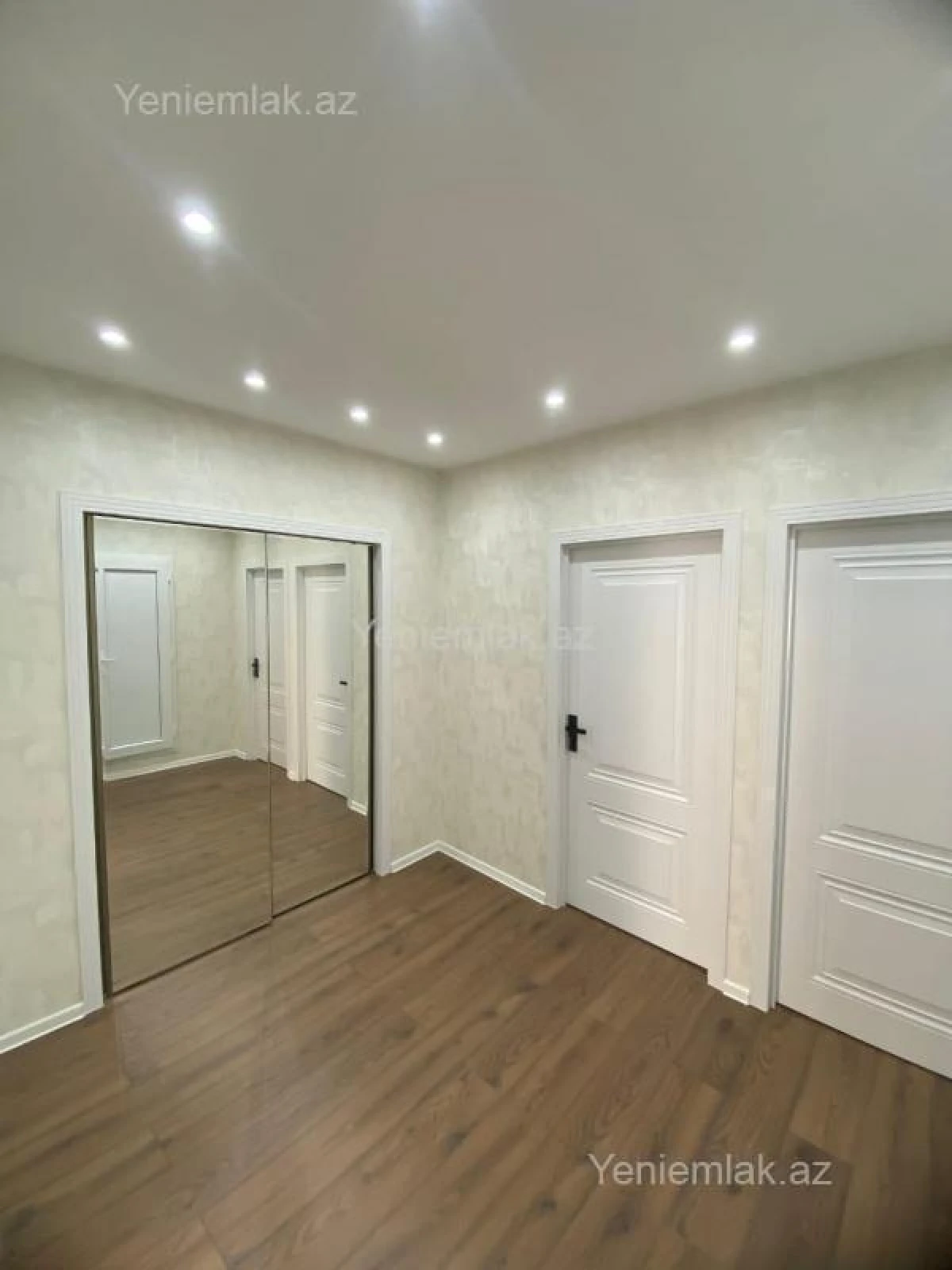 Satılır 3 otaqlı köhnə tikili 65 m²