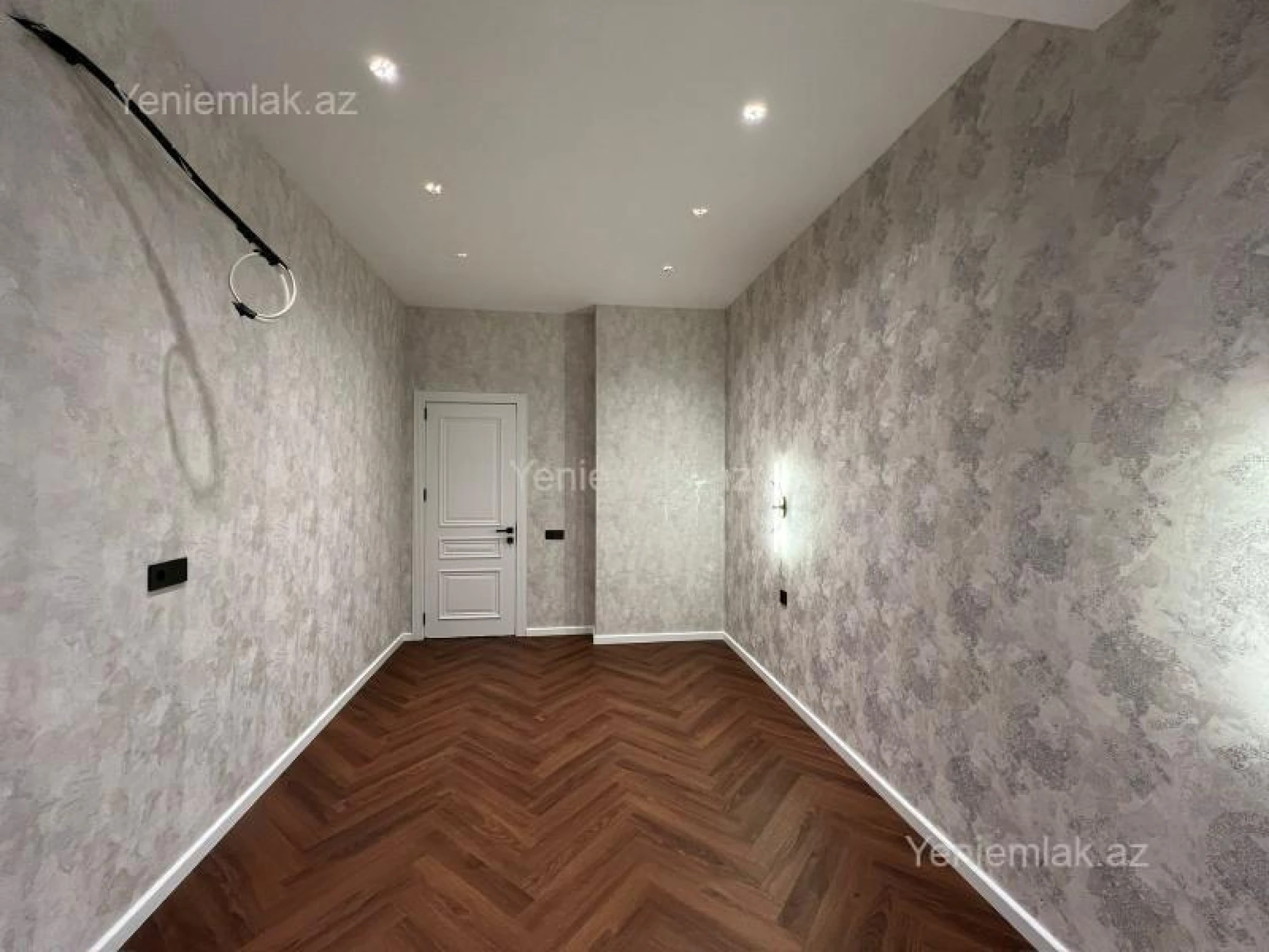 Satılır 3 otaqlı yeni tikili 97 m²