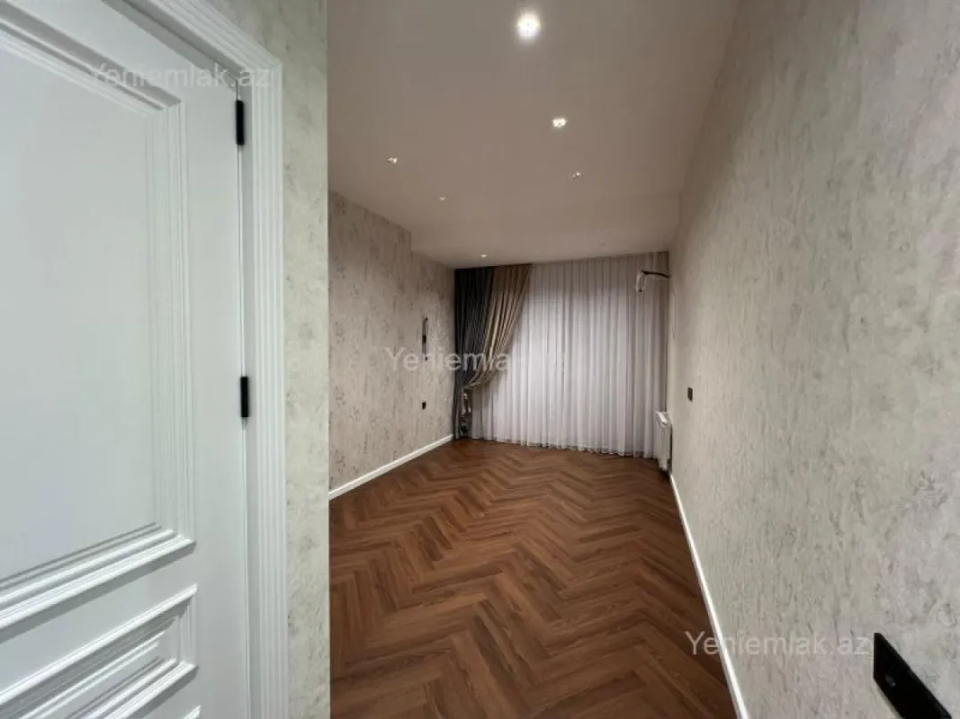 Satılır 3 otaqlı yeni tikili 97 m²