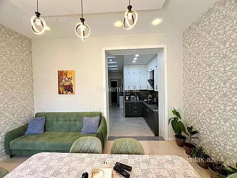 Satılır 3 otaqlı köhnə tikili 90 m²
