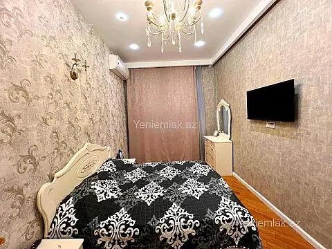 Satılır 3 otaqlı köhnə tikili 90 m²