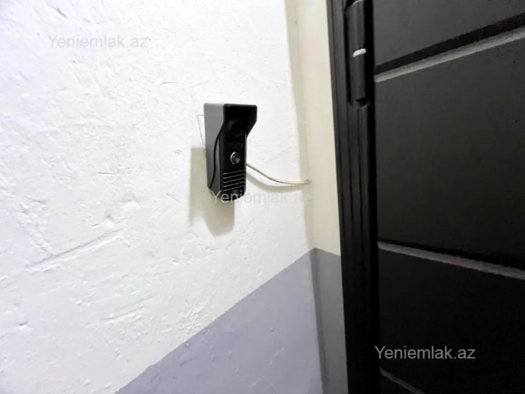 Satılır 3 otaqlı köhnə tikili 90 m²