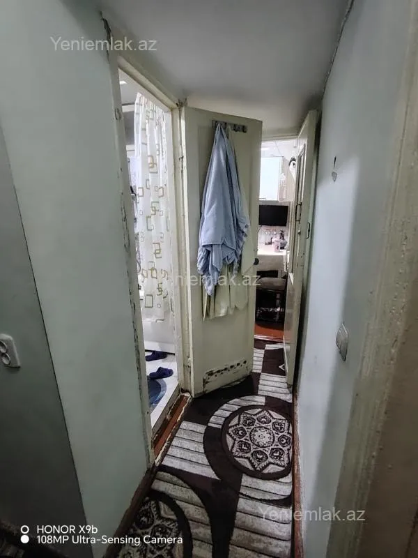 Satılır 1 otaqlı köhnə tikili 35 m²