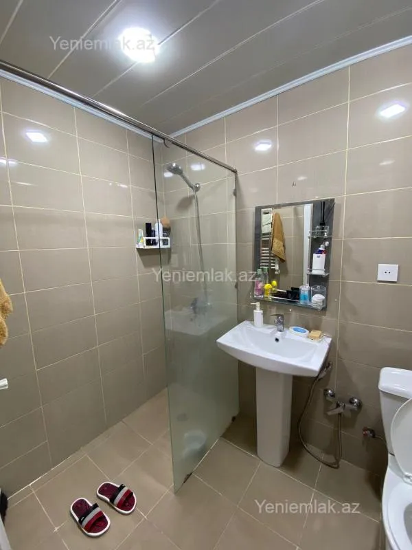 Satılır 2 otaqlı yeni tikili 83 m²