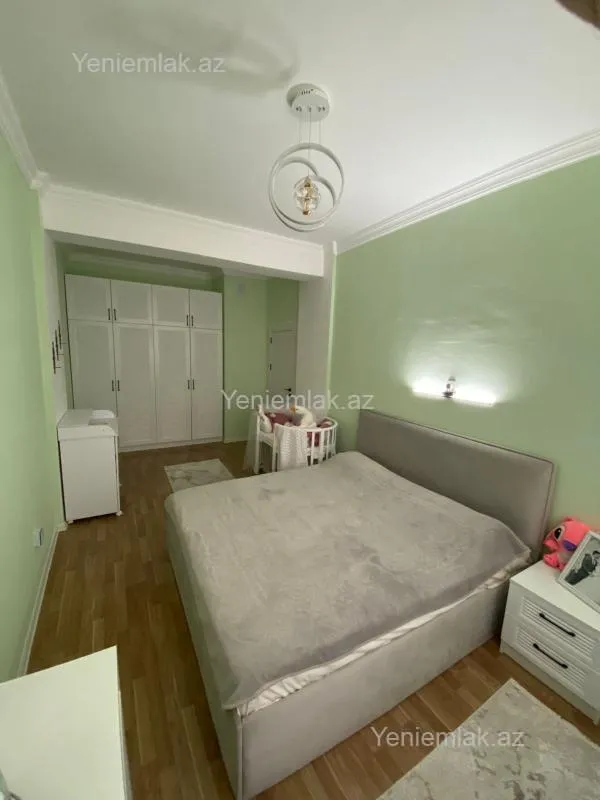 Satılır 2 otaqlı yeni tikili 83 m²