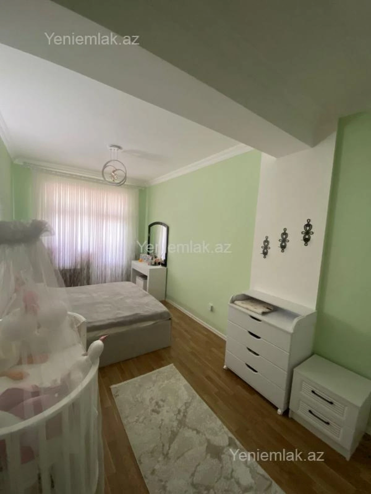 Satılır 2 otaqlı yeni tikili 83 m²