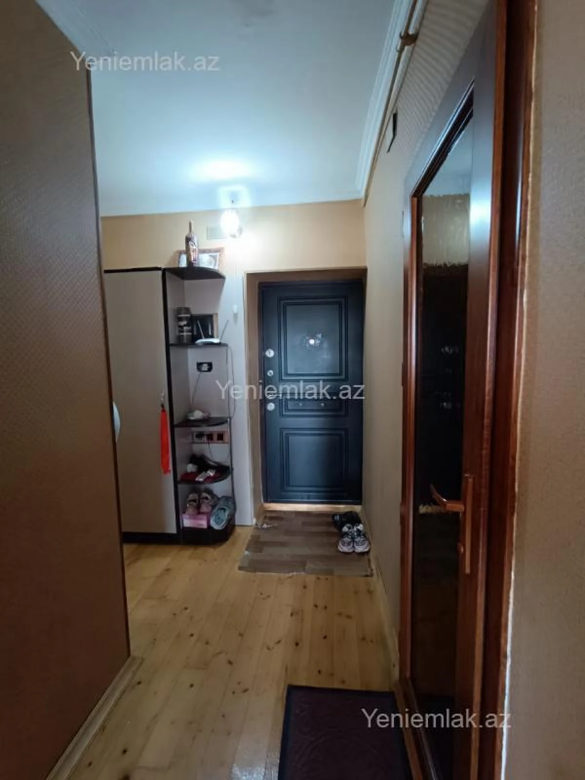 Satılır 2 otaqlı köhnə tikili 70 m²
