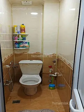 Satılır 2 otaqlı köhnə tikili 55 m²