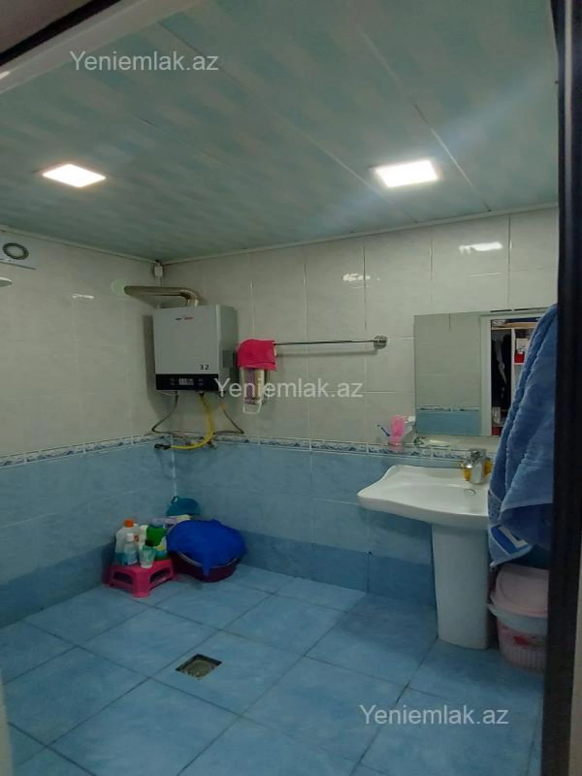 Satılır 2 otaqlı köhnə tikili 55 m²