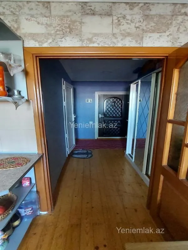 Satılır 2 otaqlı köhnə tikili 55 m²
