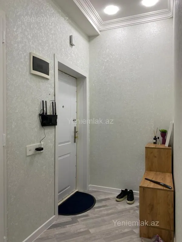 Satılır 2 otaqlı yeni tikili 60 m²