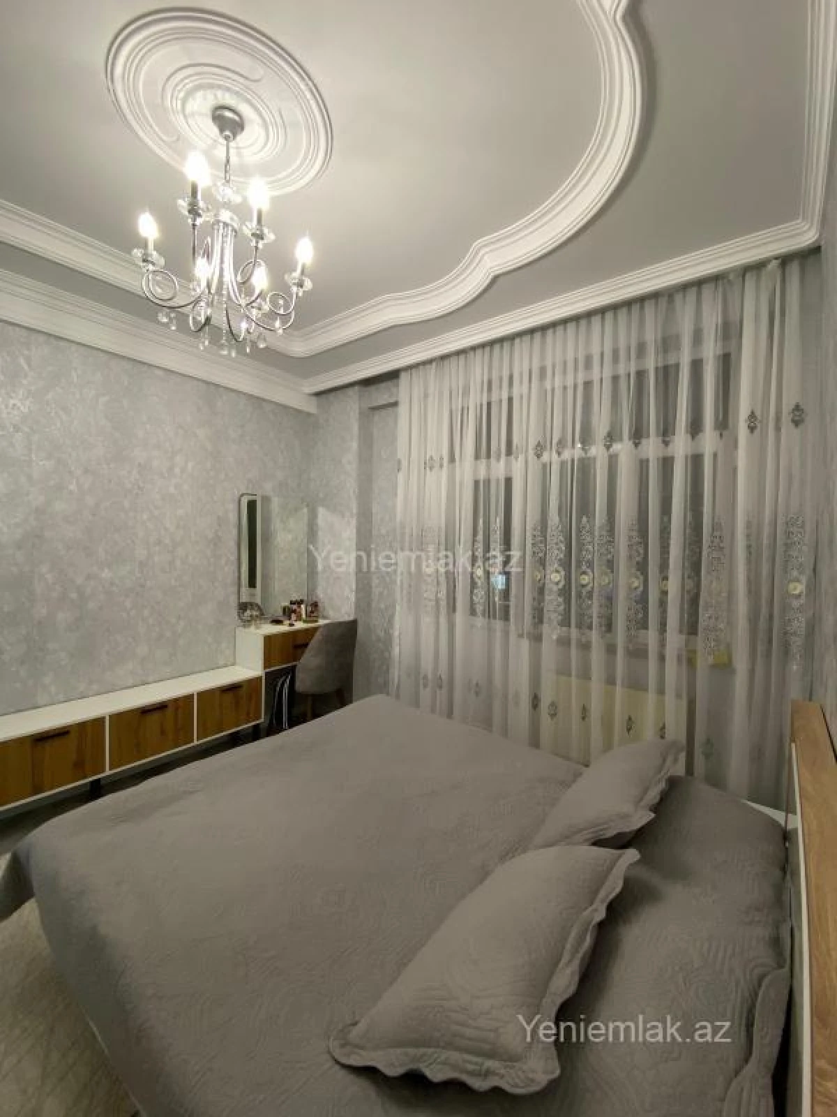 Satılır 2 otaqlı yeni tikili 60 m²