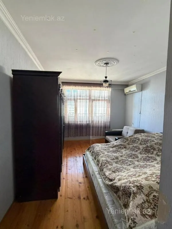 Satılır 2 otaqlı yeni tikili 80 m²