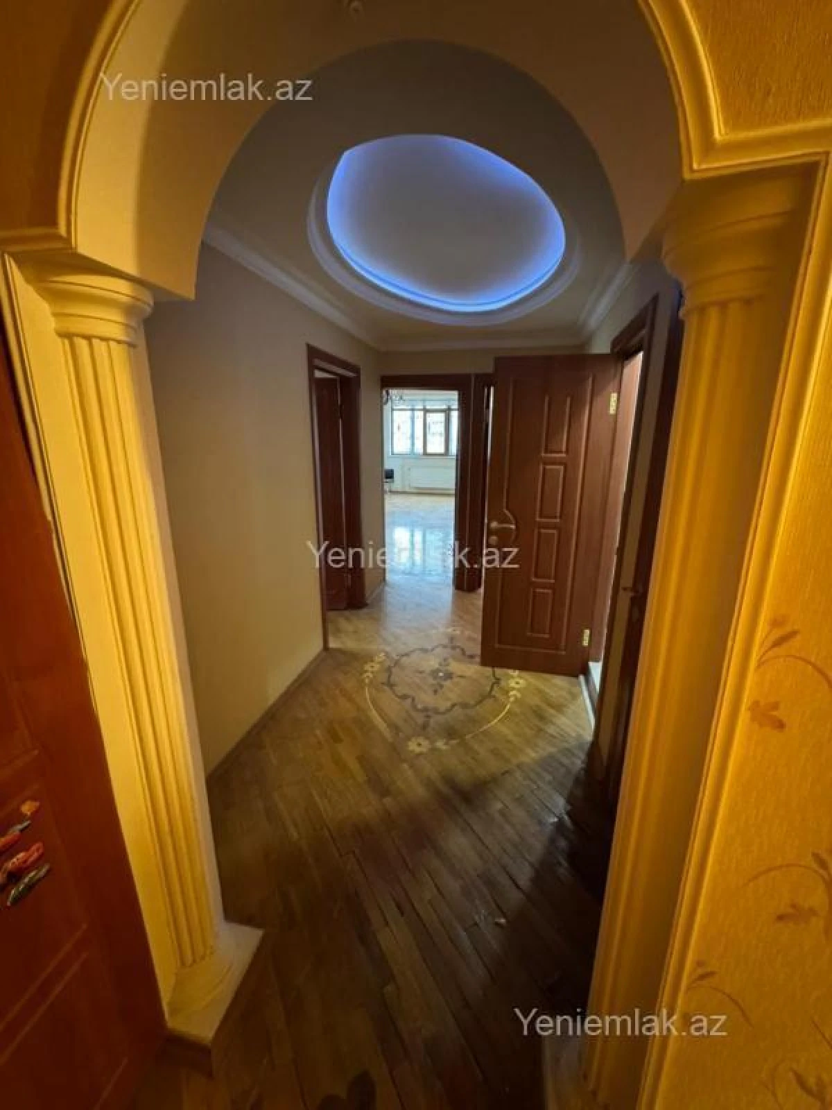 Satılır 2 otaqlı yeni tikili 75 m²