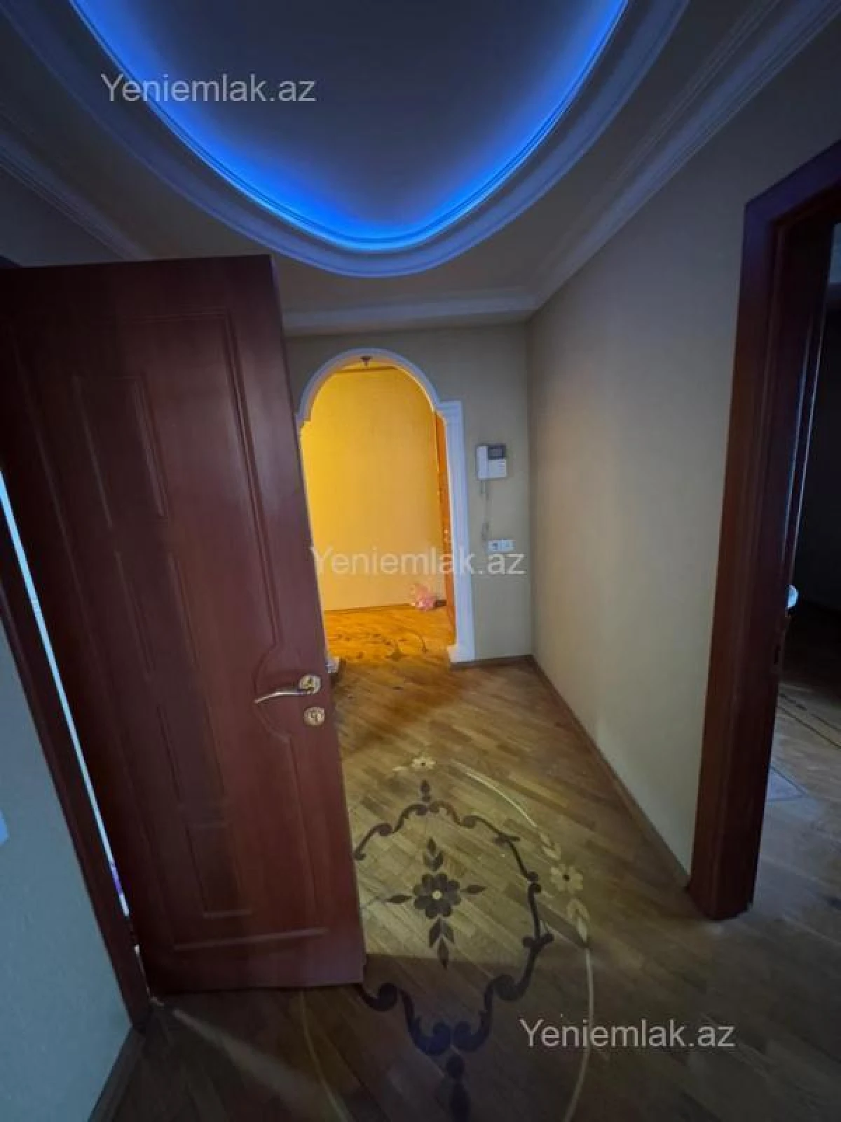 Satılır 2 otaqlı yeni tikili 75 m²