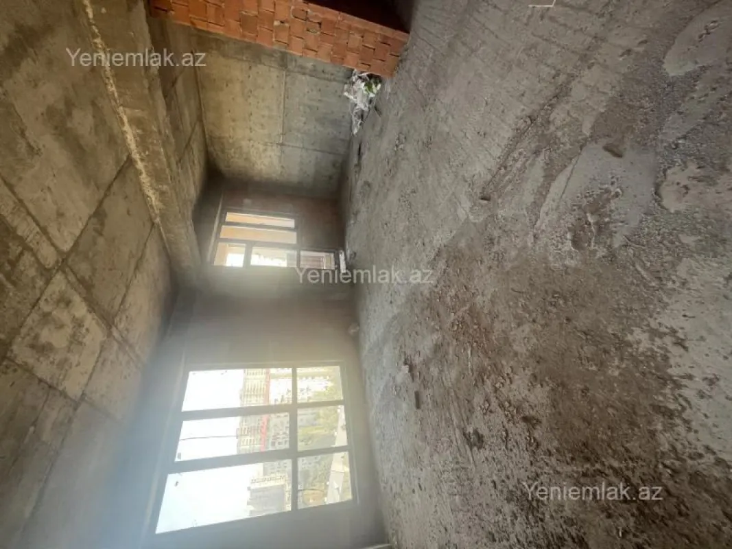 Satılır 2 otaqlı yeni tikili 79 m²