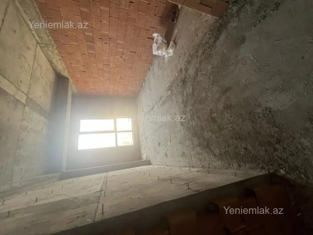 Satılır 2 otaqlı yeni tikili 79 m²