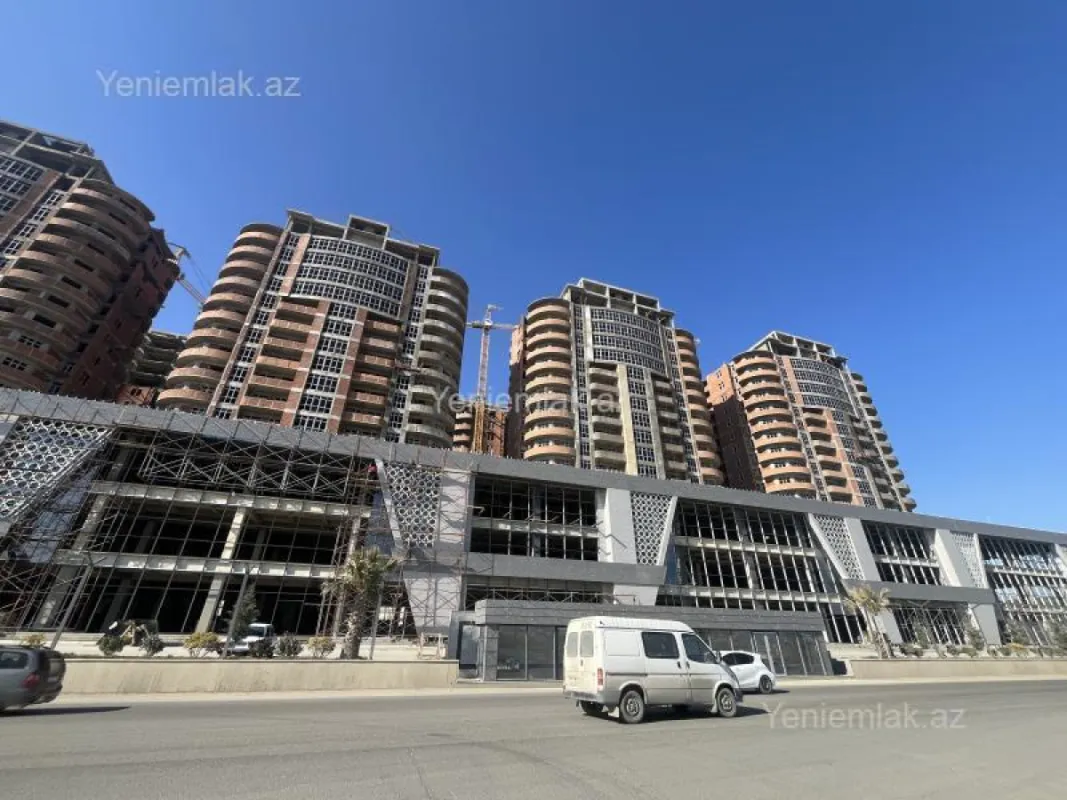 Satılır 2 otaqlı yeni tikili 79 m²