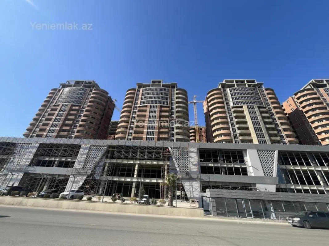 Satılır 2 otaqlı yeni tikili 79 m²