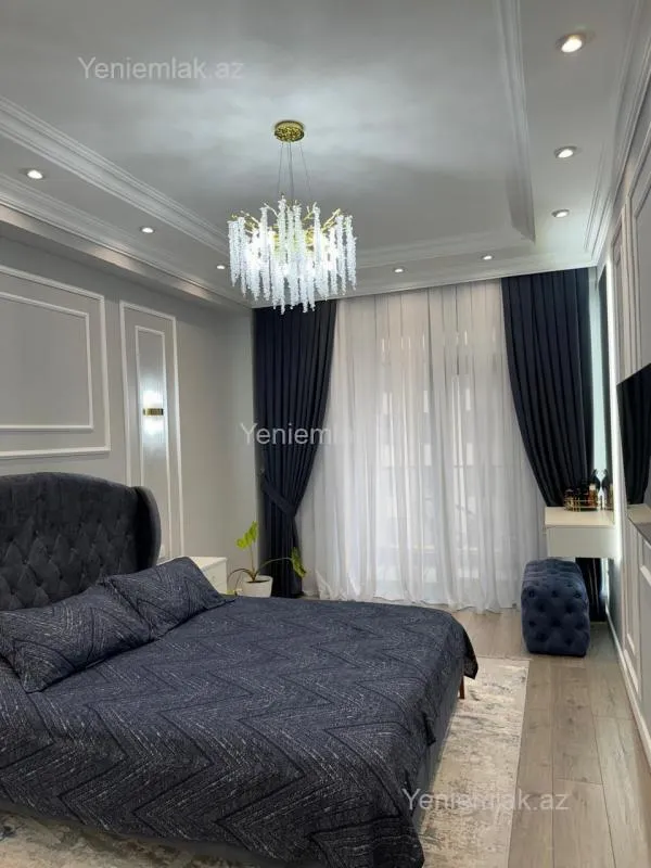 Satılır 3 otaqlı yeni tikili 95 m²