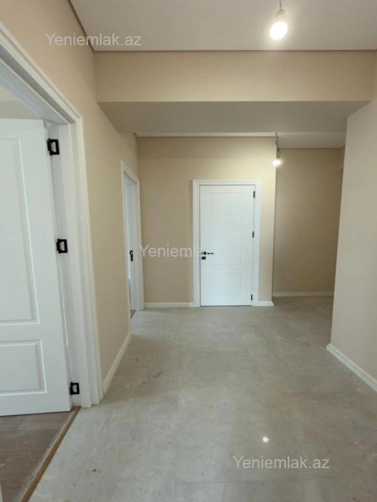 Satılır 2 otaqlı yeni tikili 64 m²