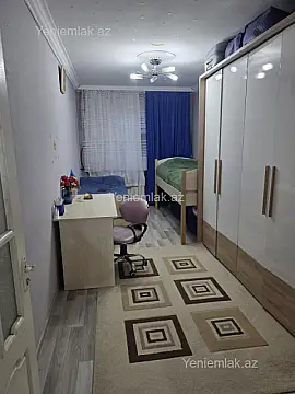Satılır 3 otaqlı köhnə tikili 45 m²