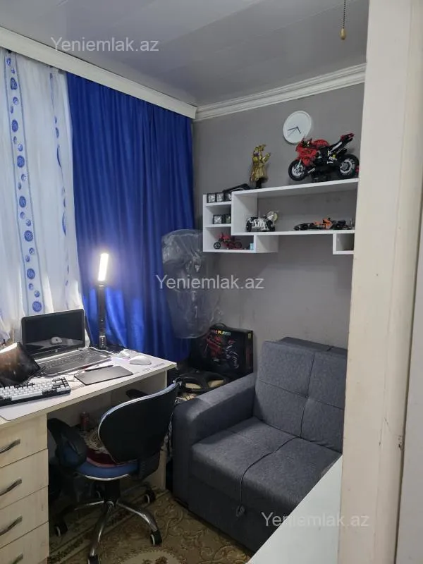 Satılır 3 otaqlı köhnə tikili 45 m²