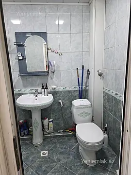 Satılır 3 otaqlı köhnə tikili 45 m²