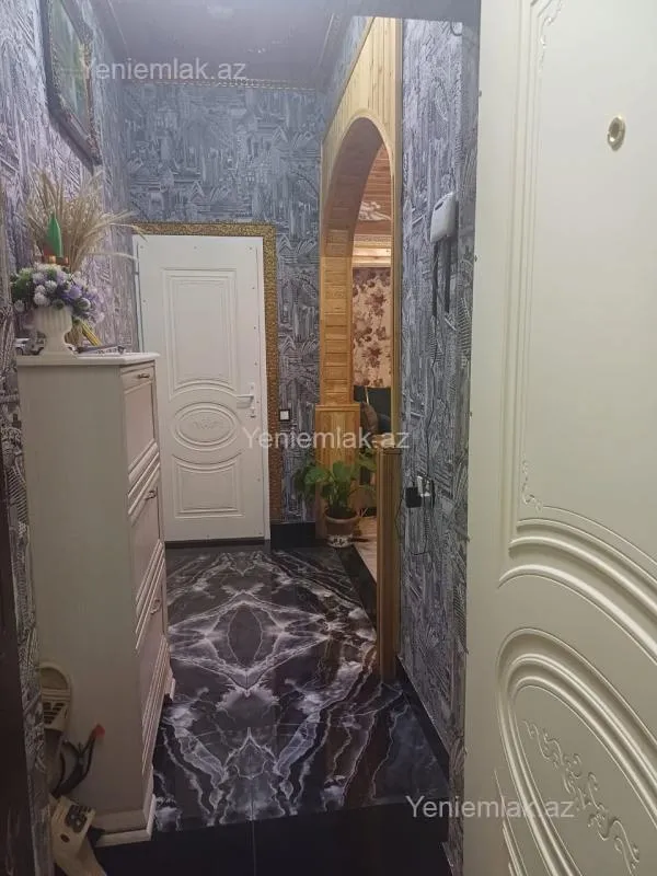 Satılır 3 otaqlı yeni tikili 76 m²