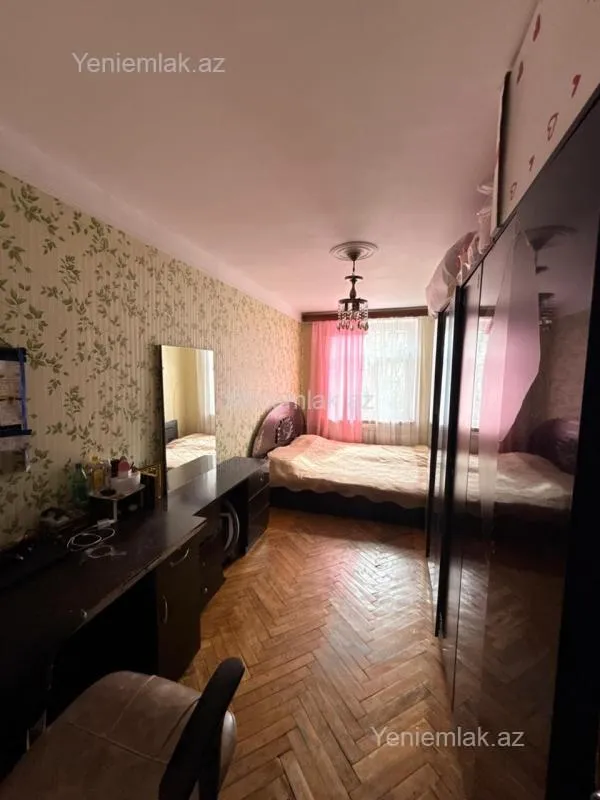 Satılır 3 otaqlı köhnə tikili 65 m²