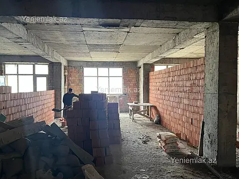 Satılır 4 otaqlı yeni tikili 250 m²