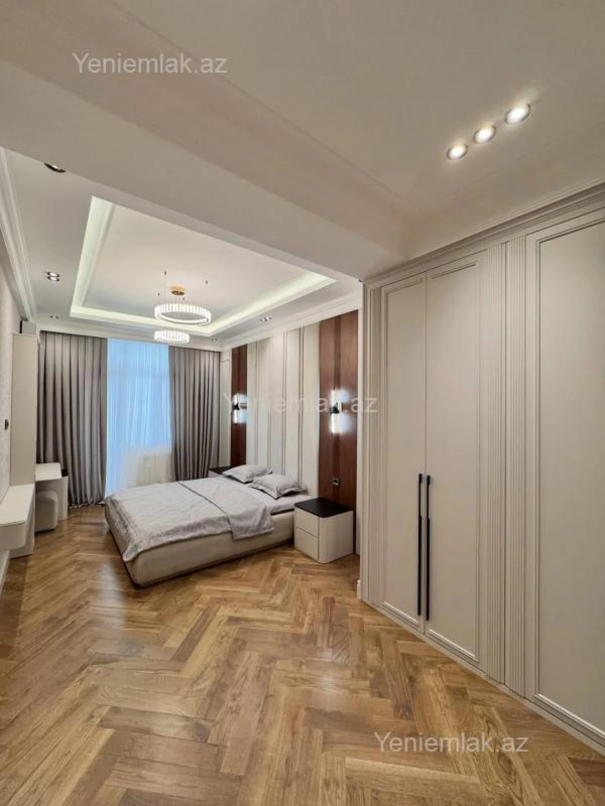 Satılır 4 otaqlı yeni tikili 165 m²