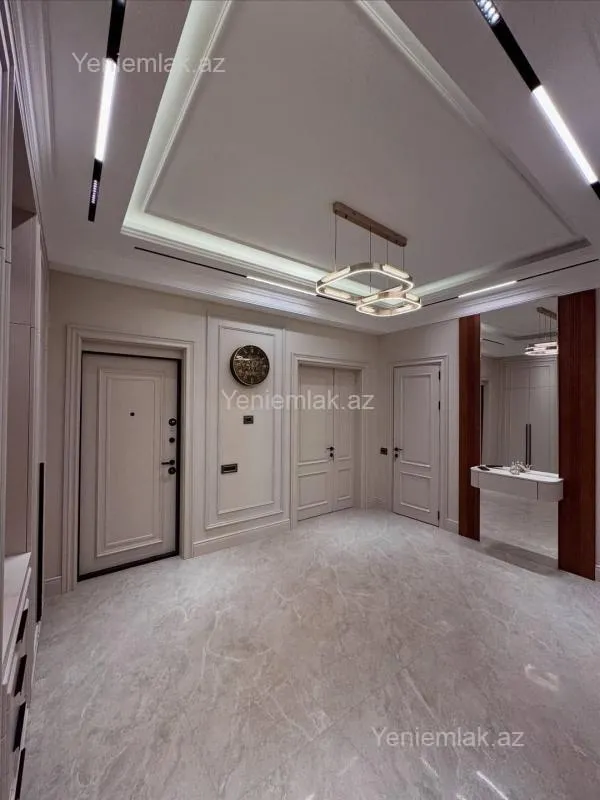 Satılır 4 otaqlı yeni tikili 165 m²